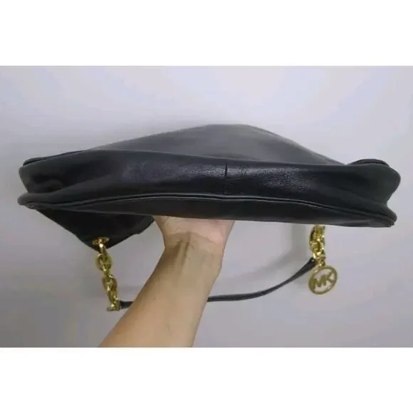 Michael Kors Stanthorpe Large Black Leather Shoulder Bag. - Picture 4 of 8